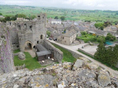 Middleham Castle