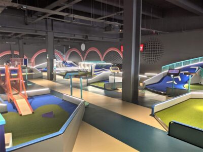 Mini Golf York - Hollywood Bowl