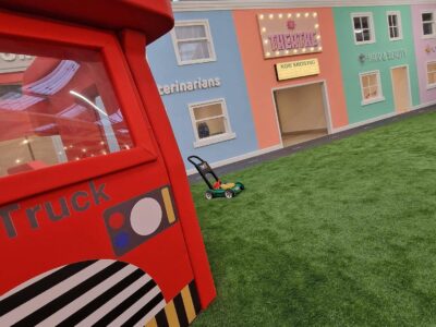 Play-tropolis
