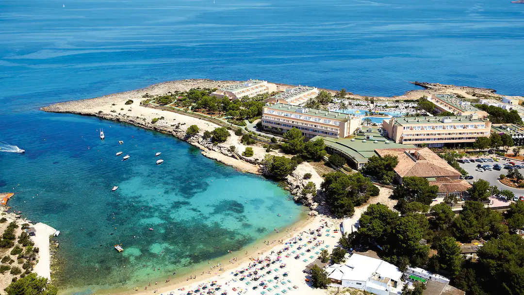 Holiday Village Seaview beach