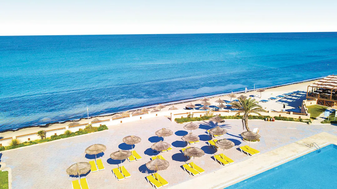 AQI Skanes Resort Tunisia the beach